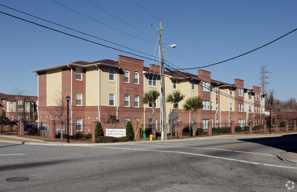 Primary Photo - Boundary Village Apartments