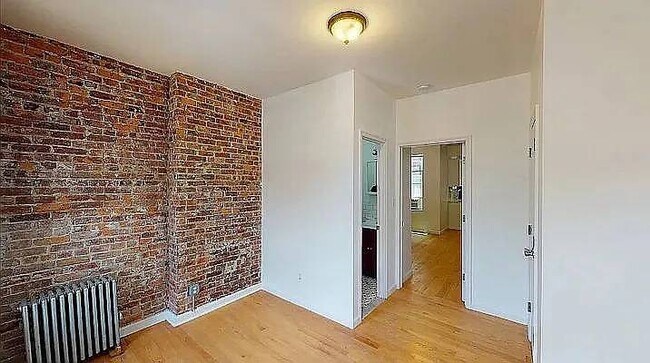 Foto del edificio - 932 Seneca Ave