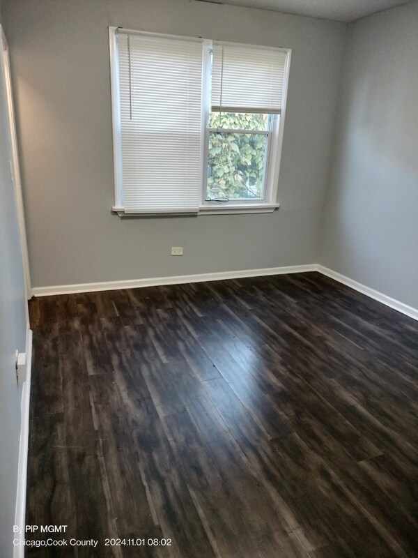 Foto del edificio - 8349 S Colfax Ave