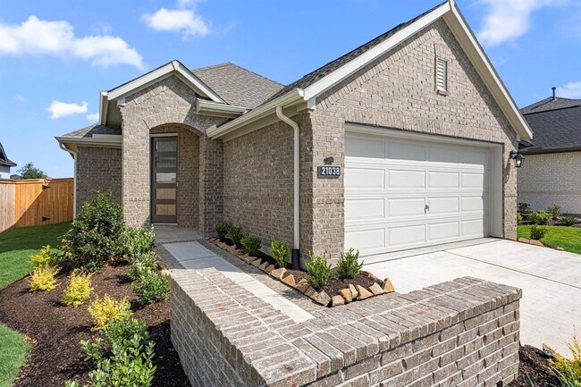 Foto del edificio - 21038 Armstrong County Dr