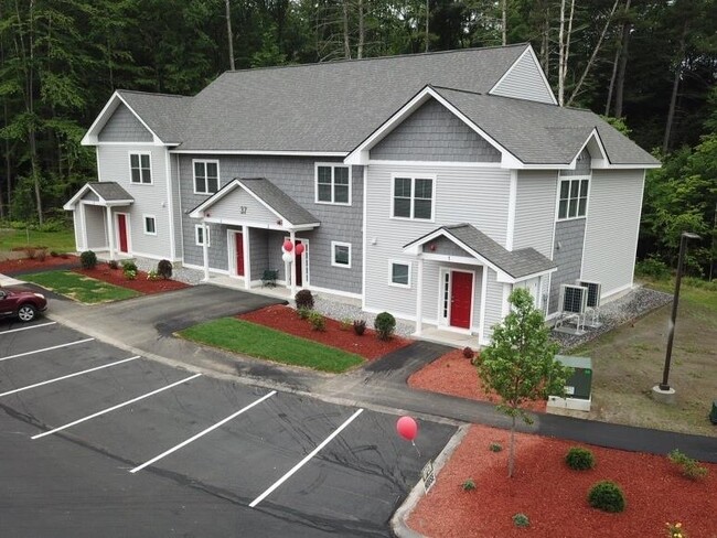 Building Photo - 36 E Ridge Dr
