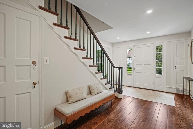 Foto del edificio - 5320 Albemarle St