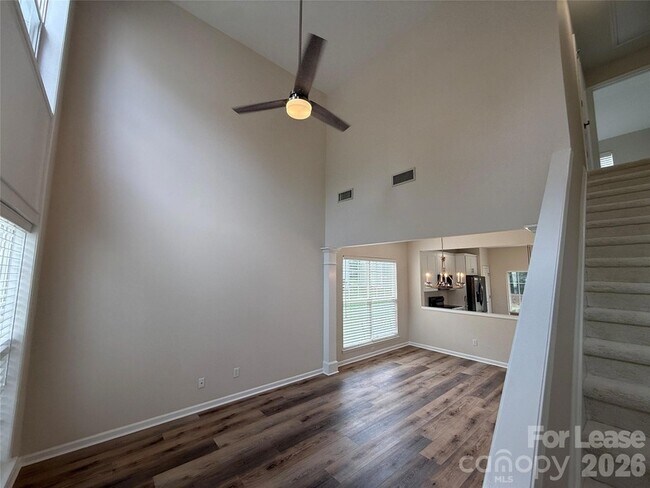 Foto del edificio - 3404 Laurenhurst Ln