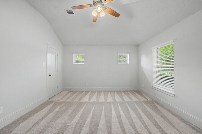 Foto del edificio - 31032 Sunfall Trail Ln