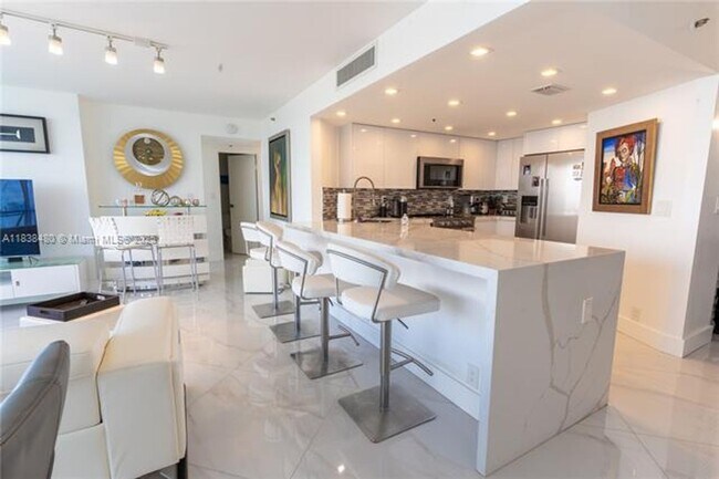 Photo - 7601 E Treasure Dr Apartment