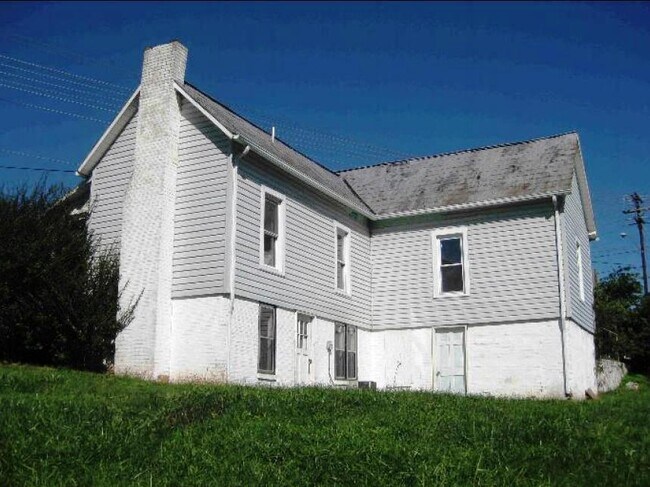 Building Photo - 311 Second Street