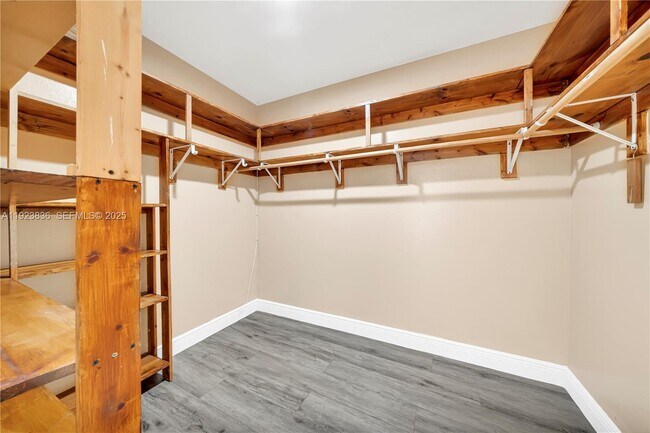 Foto del edificio - 6864 SW 114th Pl