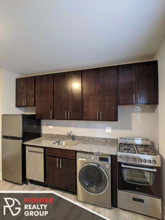 Building Photo - 0 bedroom in CHICAGO IL 60614