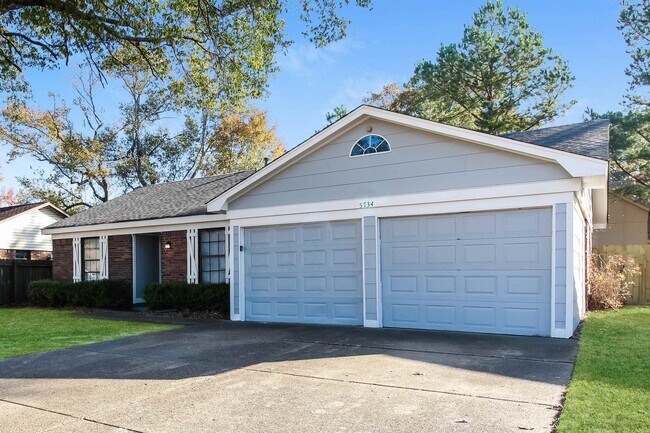 Building Photo - 5734 Willow Springs Dr