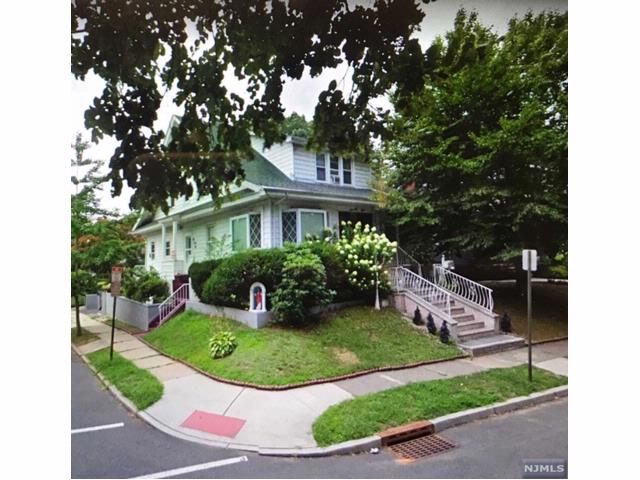 Primary Photo - 74 Woodland Ave