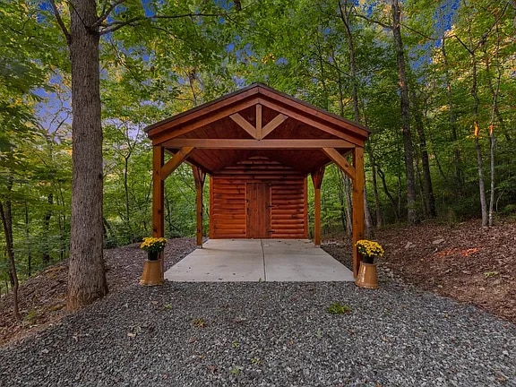 Building Photo - 25 Stuart Highlands Dr
