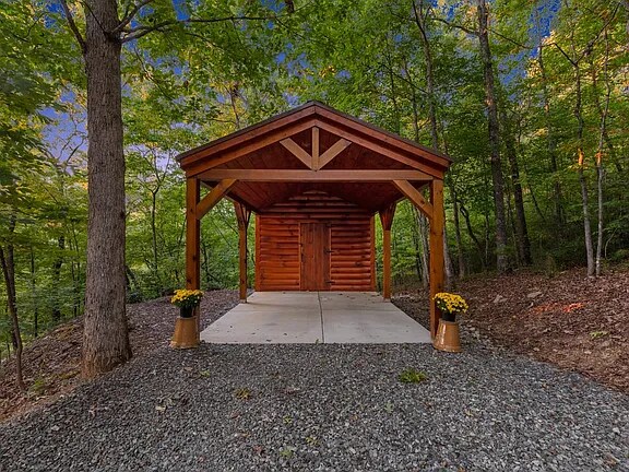 Foto del edificio - 25 Stuart Highlands Dr