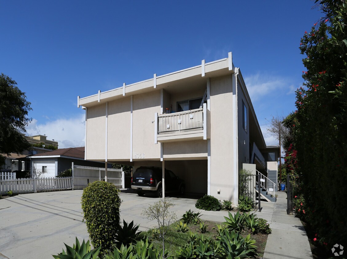 Building Photo - 4056 Inglewood Blvd