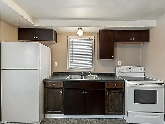 Foto del edificio - 630 1st St NW