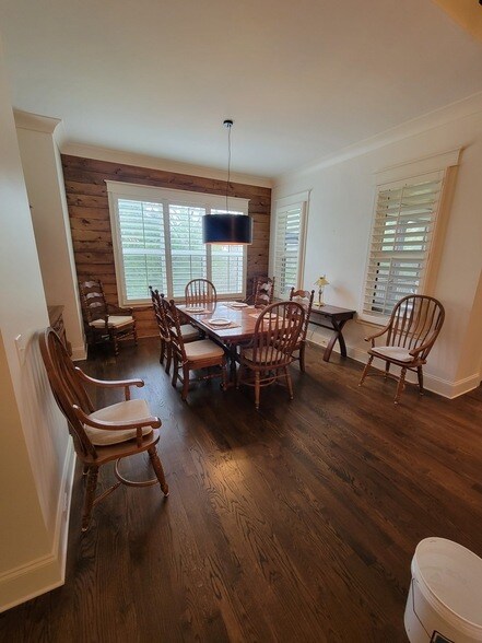 Foto del edificio - 4174 Old Light Cir