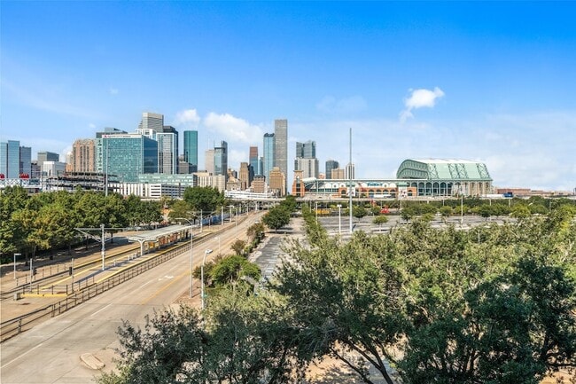 Foto del edificio - 505 Bastrop St