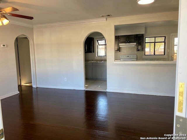 Building Photo - 146 Pilgrim Dr