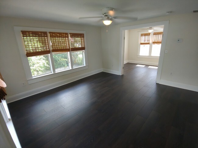 Foto del edificio - 811 10th Ave N