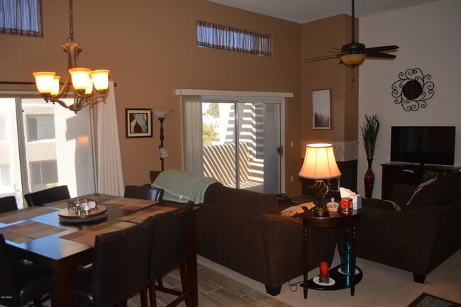 Foto del edificio - 11260 N 92nd St
