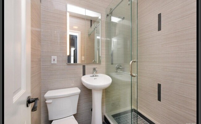 Foto del edificio - 1598 Lexington Ave