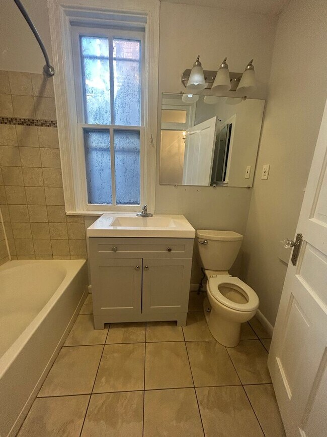 Foto del edificio - 222 Harris St