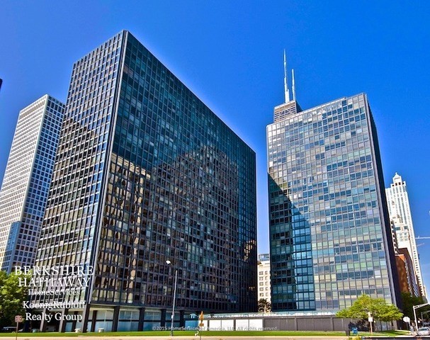 Foto principal - 900 N Lake Shore Dr