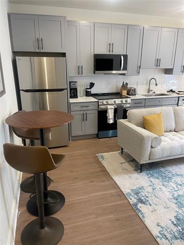 Foto del edificio - 5317 Reiger Ave