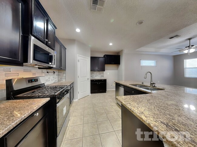 Foto del edificio - 1811 Camino Cancun