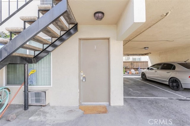 Building Photo - 7343 Woodley Ave