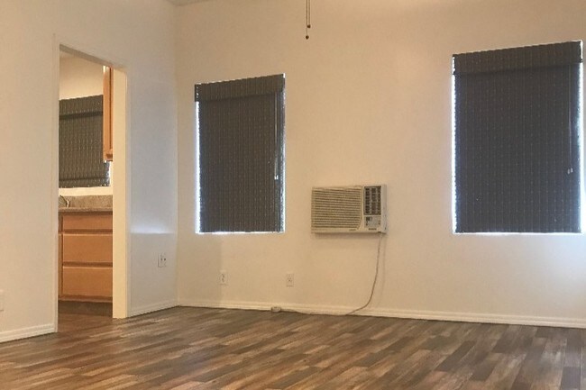 Espacio habitable-3 - 131 S Ave 63