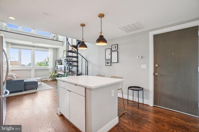 Foto del edificio - 2920 Georgia Ave NW