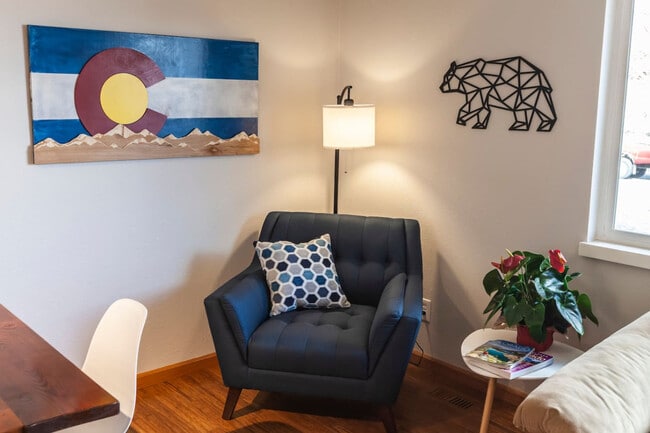 Building Photo - 5720 W 108th Pl