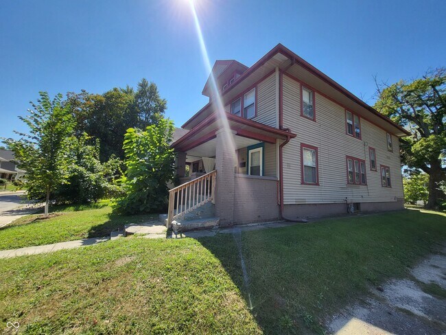 Foto del edificio - 856 N Tacoma Ave