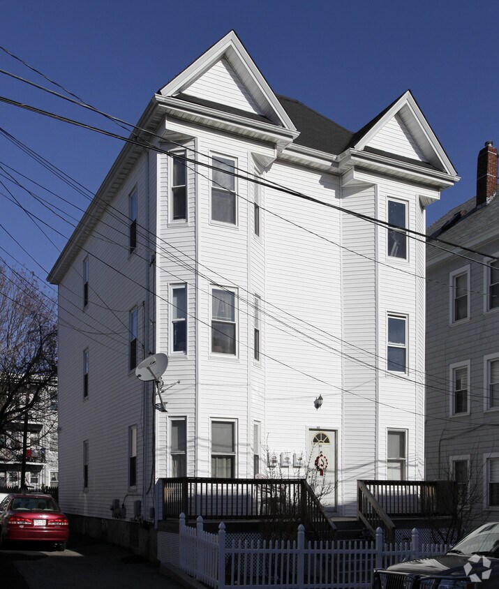 Building Photo - 183 Phillips Ave