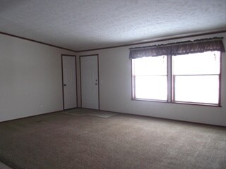 Building Photo - 33042 Poplar Ct