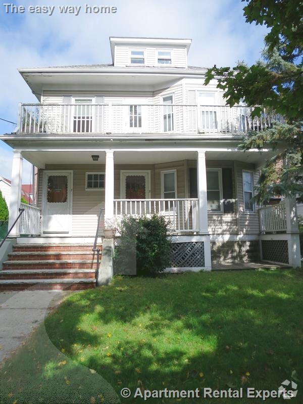 Building Photo - 5 Freeman St