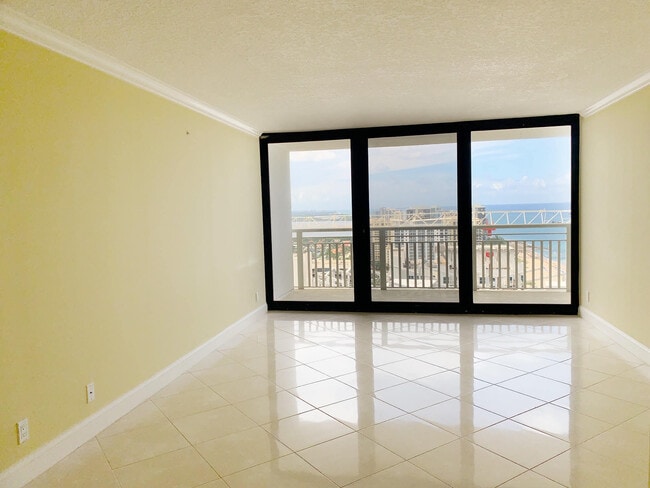 Foto del edificio - 3000 N Ocean Dr