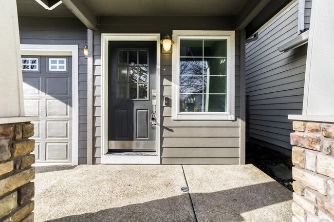 Building Photo - 16603 SW 134th Terrace