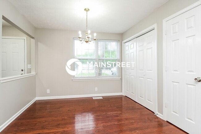 Foto del edificio - 3 Bedroom Pet-Friendly Home in Nashville, TN with Main Street Renewal