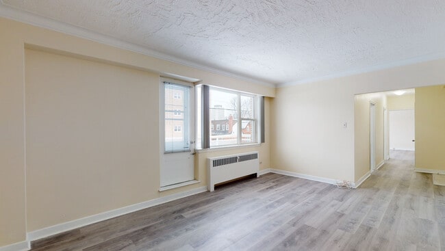 Photo du bâtiment - 145 Stewart St. – The Statesman