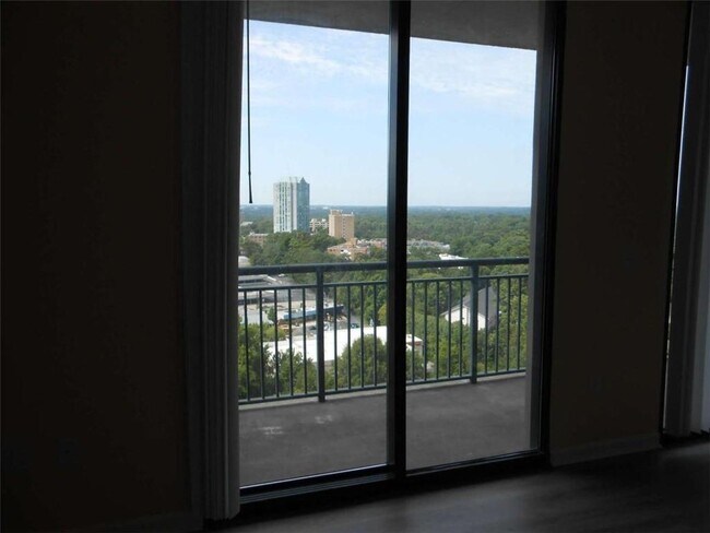 Building Photo - 3040 Peachtree Rd