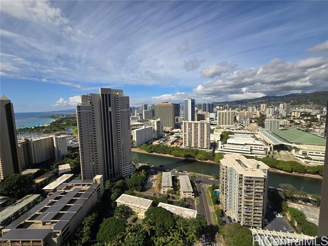 Foto del edificio - 411 Hobron Ln