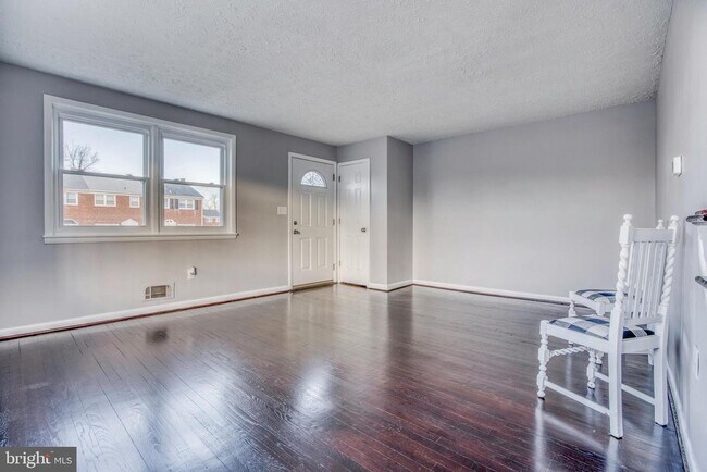 Foto del edificio - 8501 Harris Ave
