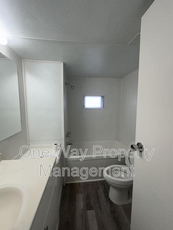 Building Photo - 2303 S Greeley Hwy