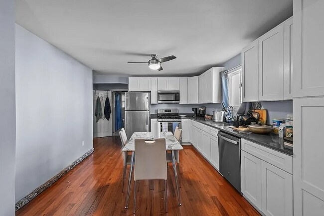 Foto del edificio - 270 Langdon St