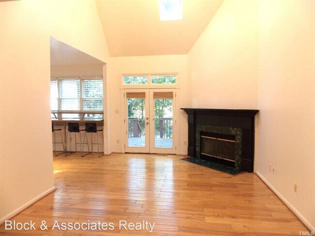 Building Photo - 2 br, 2 bath House - 414 Center Pointe Drive