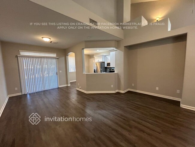 Building Photo - 14283 W Lexington Ave