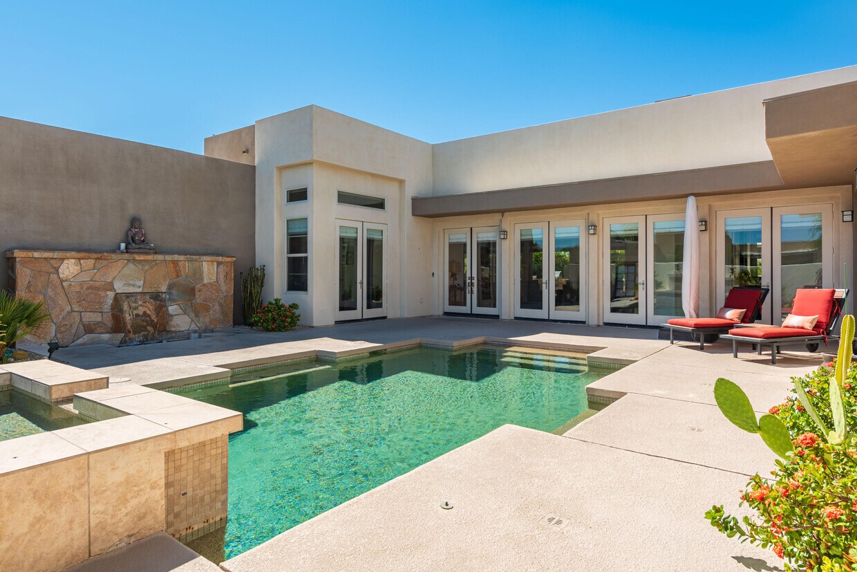 Foto principal - 1615 Savvy Ct