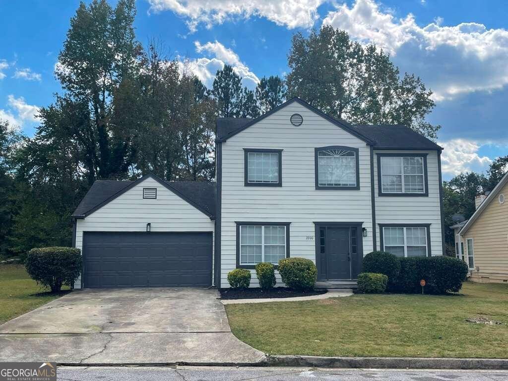 Foto principal - 2200 Burdett Ridge Dr
