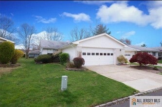 Building Photo - 705B Croydon Rd
